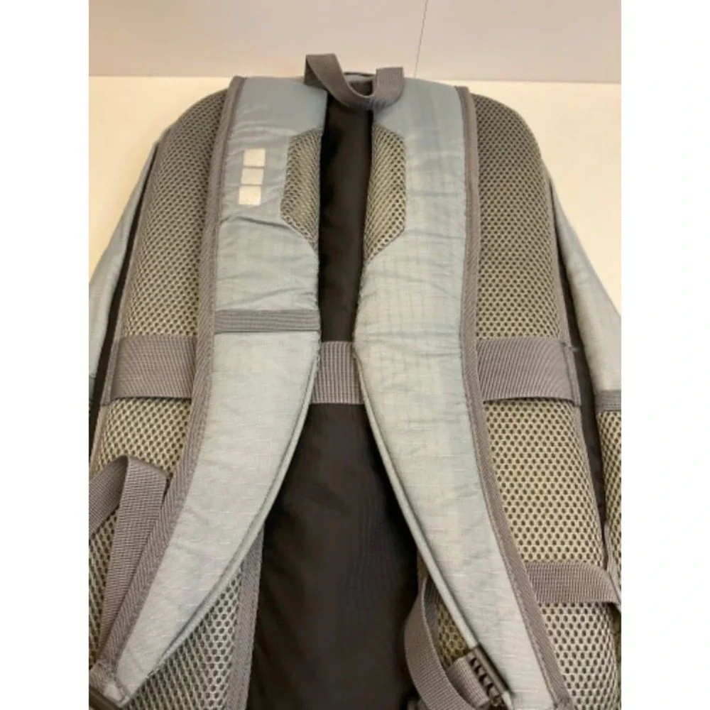 Buxton Backpack Unisex Grey Black Green Excellent Bungee‎ Mesh Pockets Padded